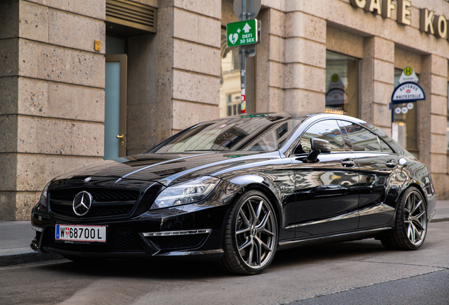 Mercedes-Benz CLS 63 AMG C218