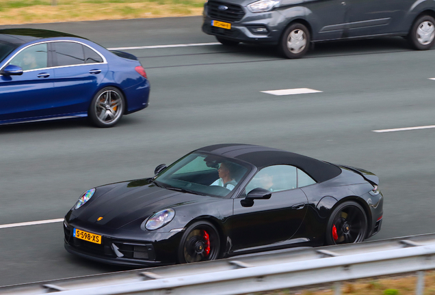 Porsche 992 Carrera GTS Cabriolet