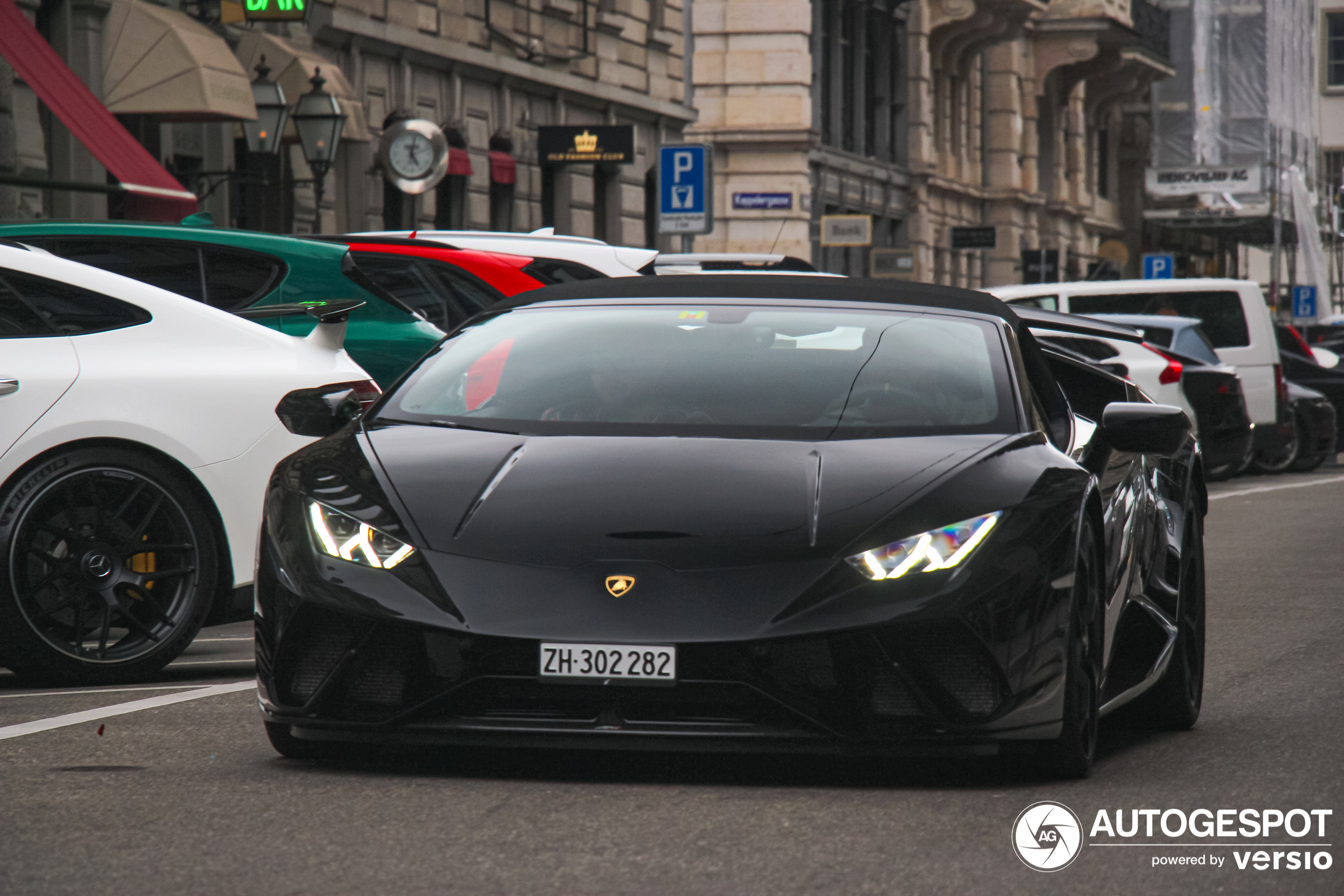 Lamborghini Huracán LP640-4 Performante Spyder