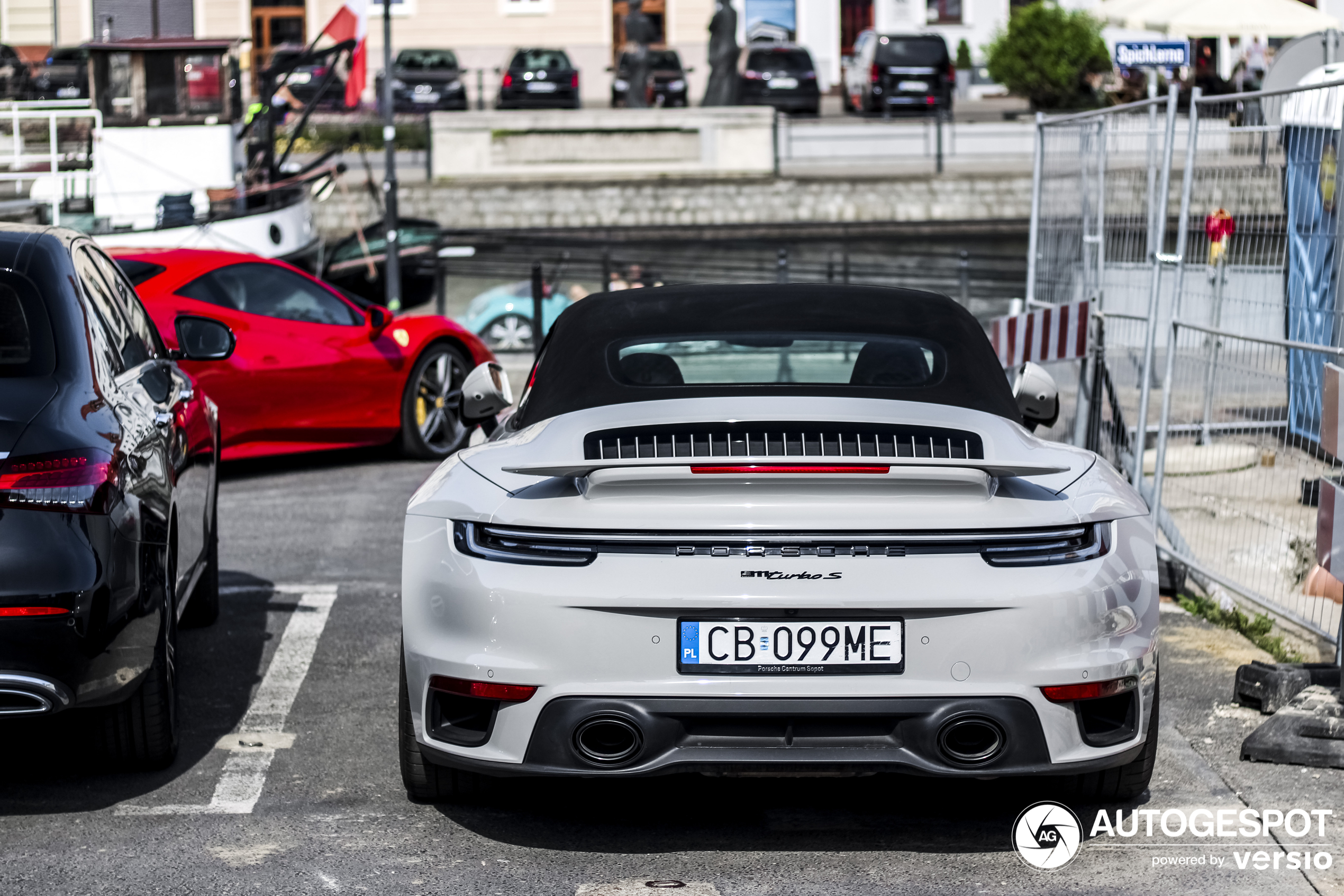 Porsche 992 Turbo S Cabriolet