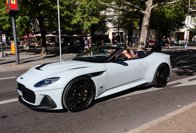 Aston Martin DBS 770 Ultimate Volante