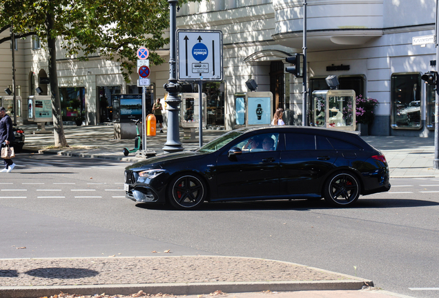 Mercedes-AMG CLA 45 S Shooting Brake X118