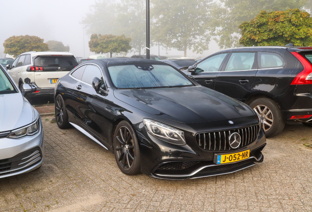 Mercedes-Benz S 63 AMG Coupé C217