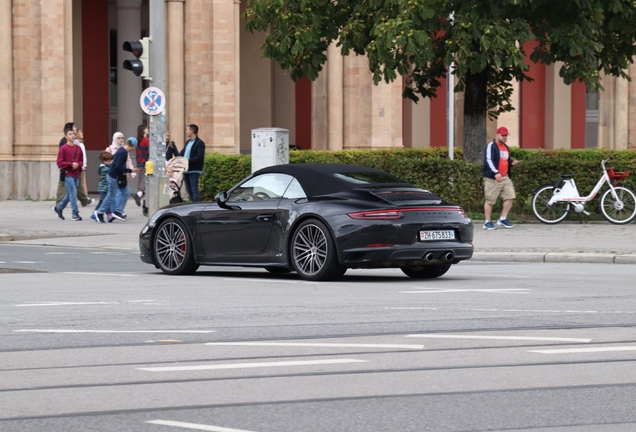 Porsche 991 Carrera 4S Cabriolet MkII