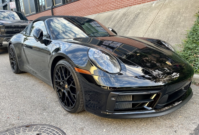 Porsche 992 Targa 4 GTS