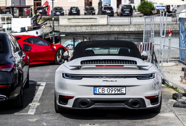 Porsche 992 Turbo S Cabriolet