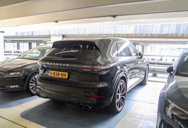 Porsche Cayenne Turbo S E-Hybrid