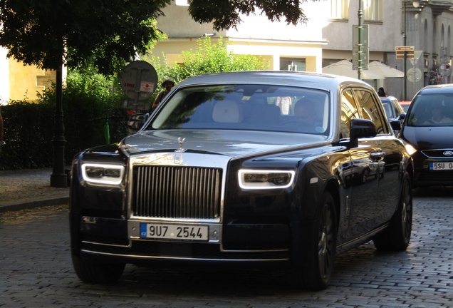 Rolls-Royce Phantom VIII EWB