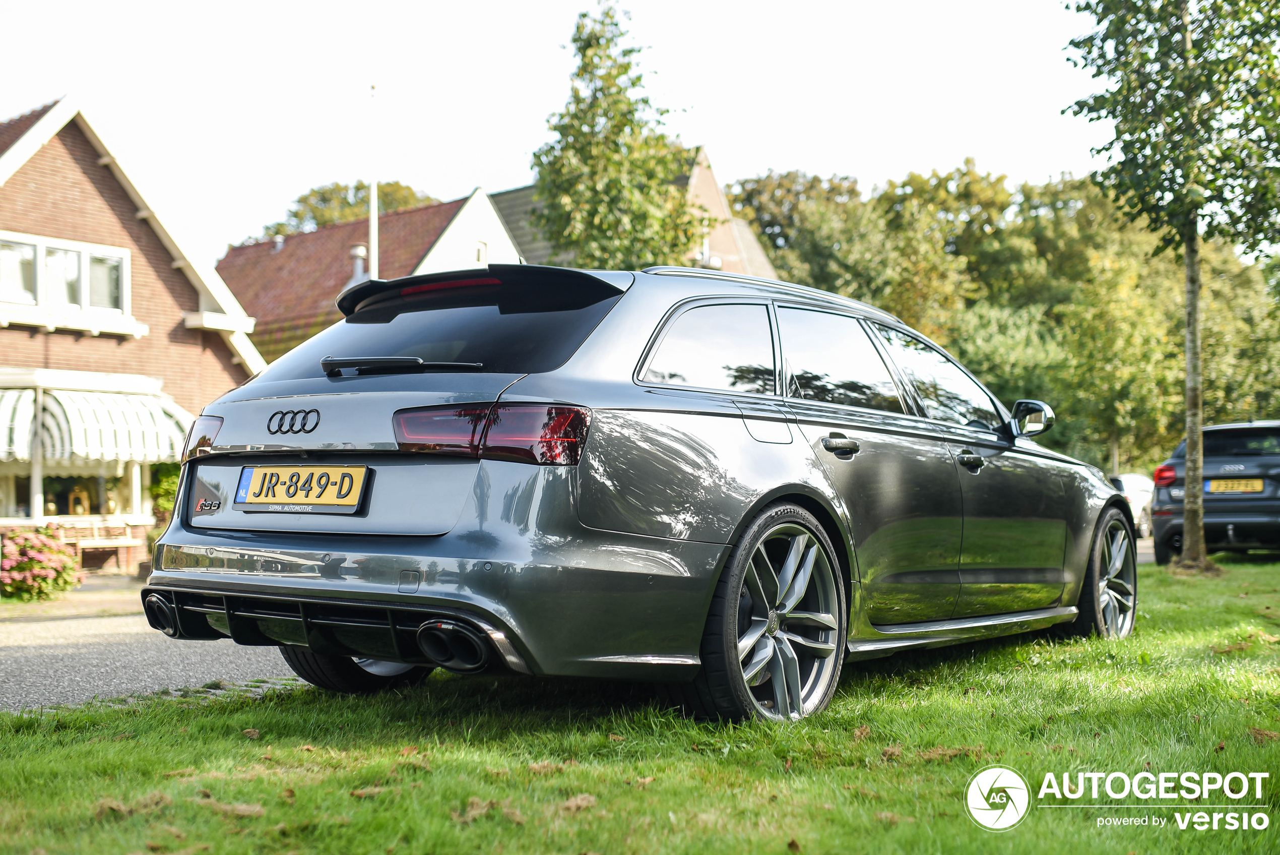 Audi RS6 Avant C7 2015