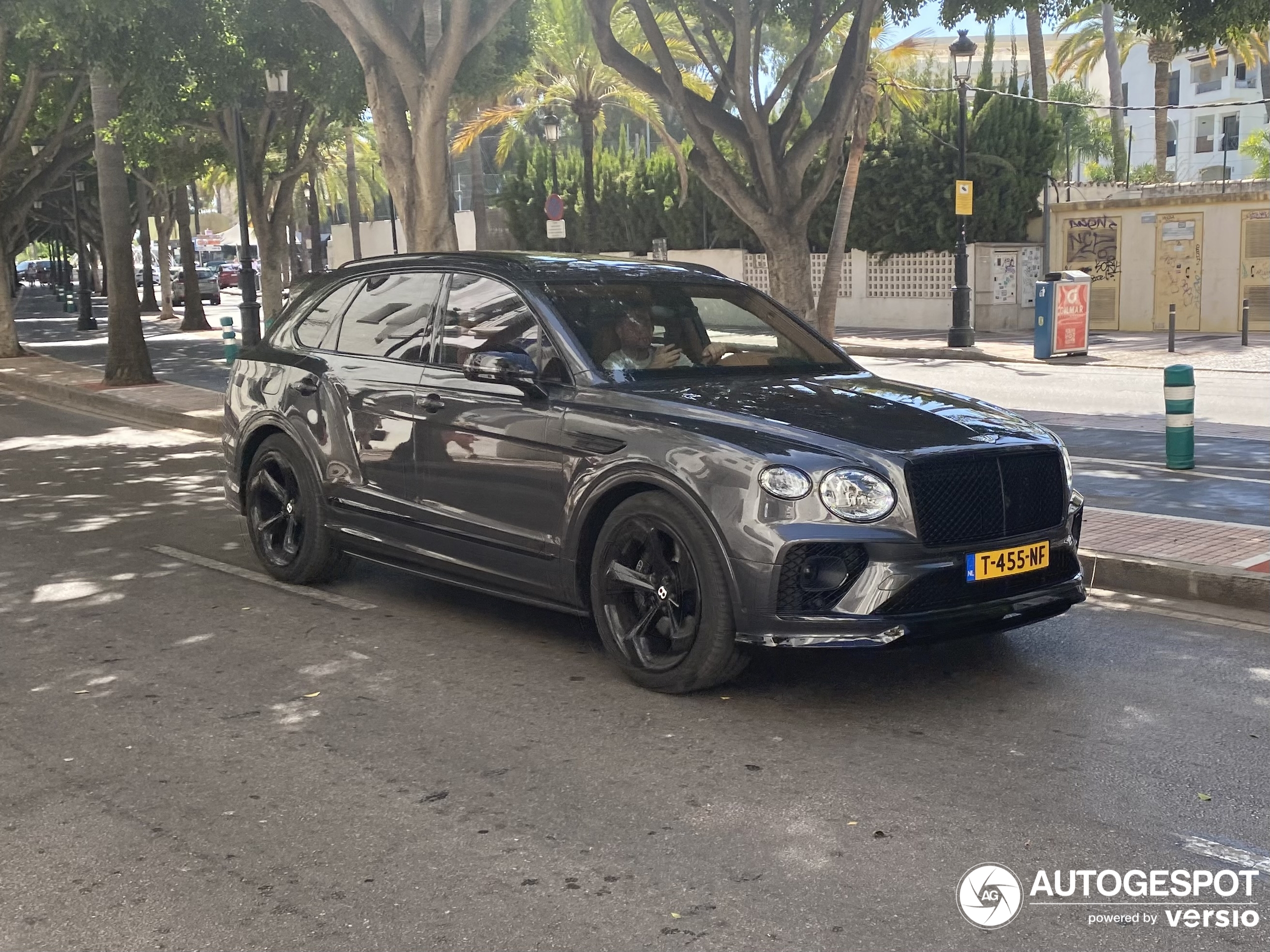Twee Nederlandse Bentley's in Marbella