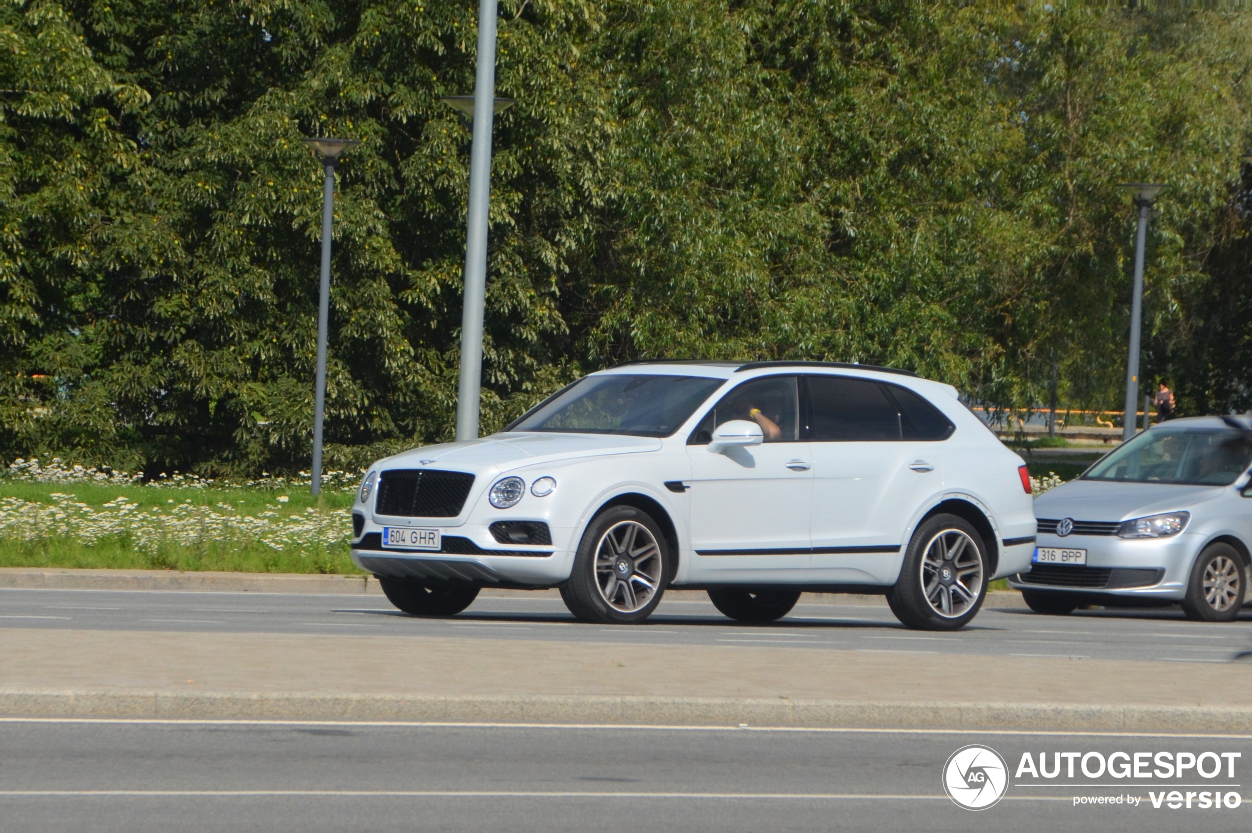 Bentley Bentayga V8