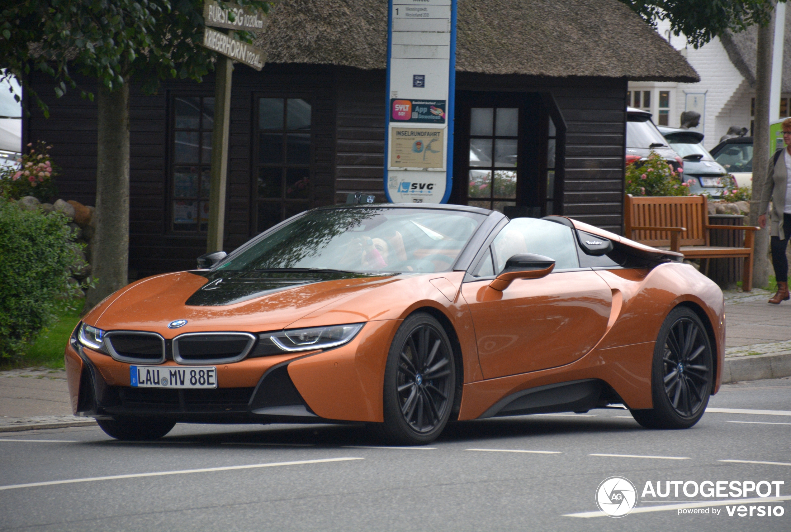 BMW i8 Roadster