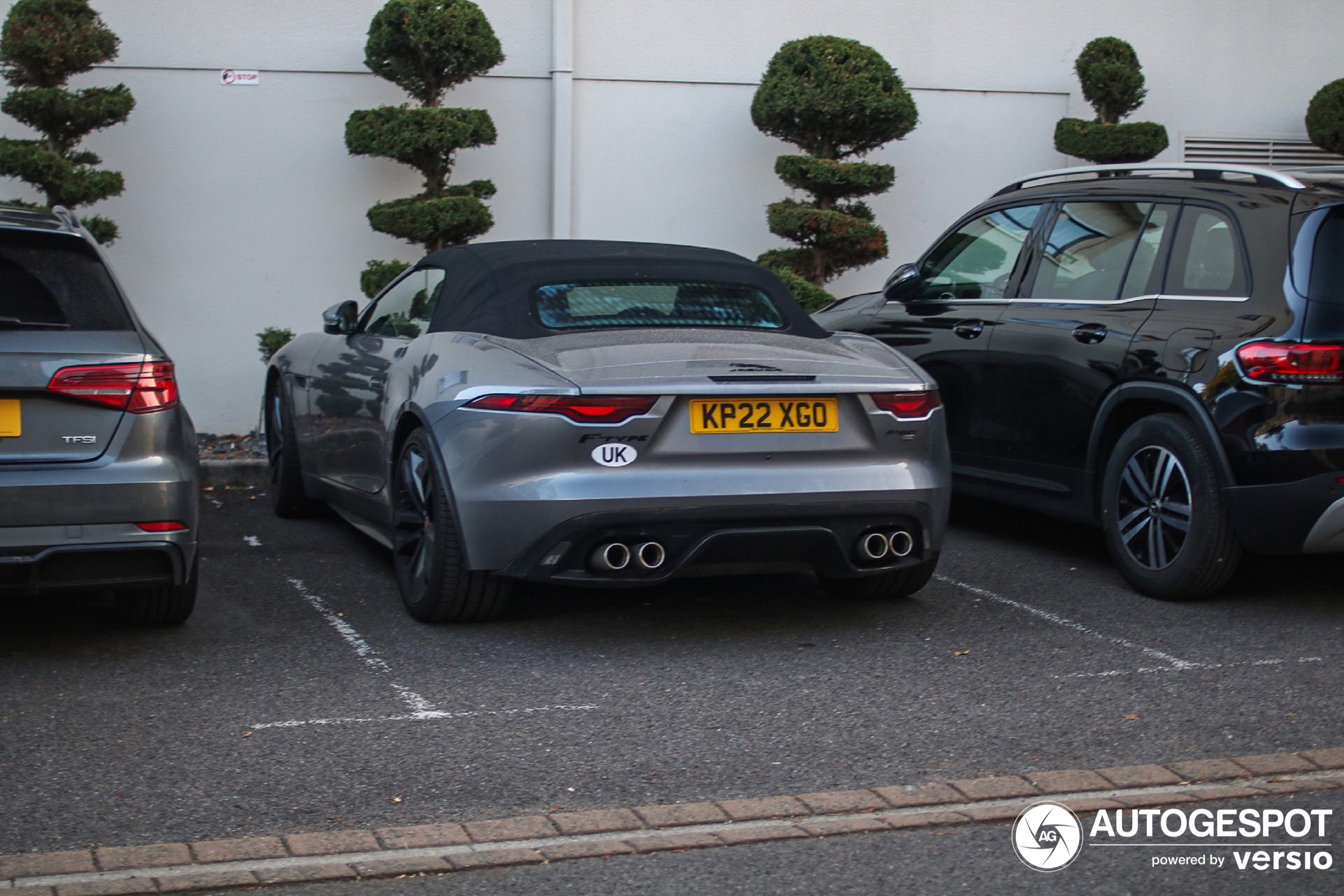 Jaguar F-TYPE P450 AWD Convertible 2020