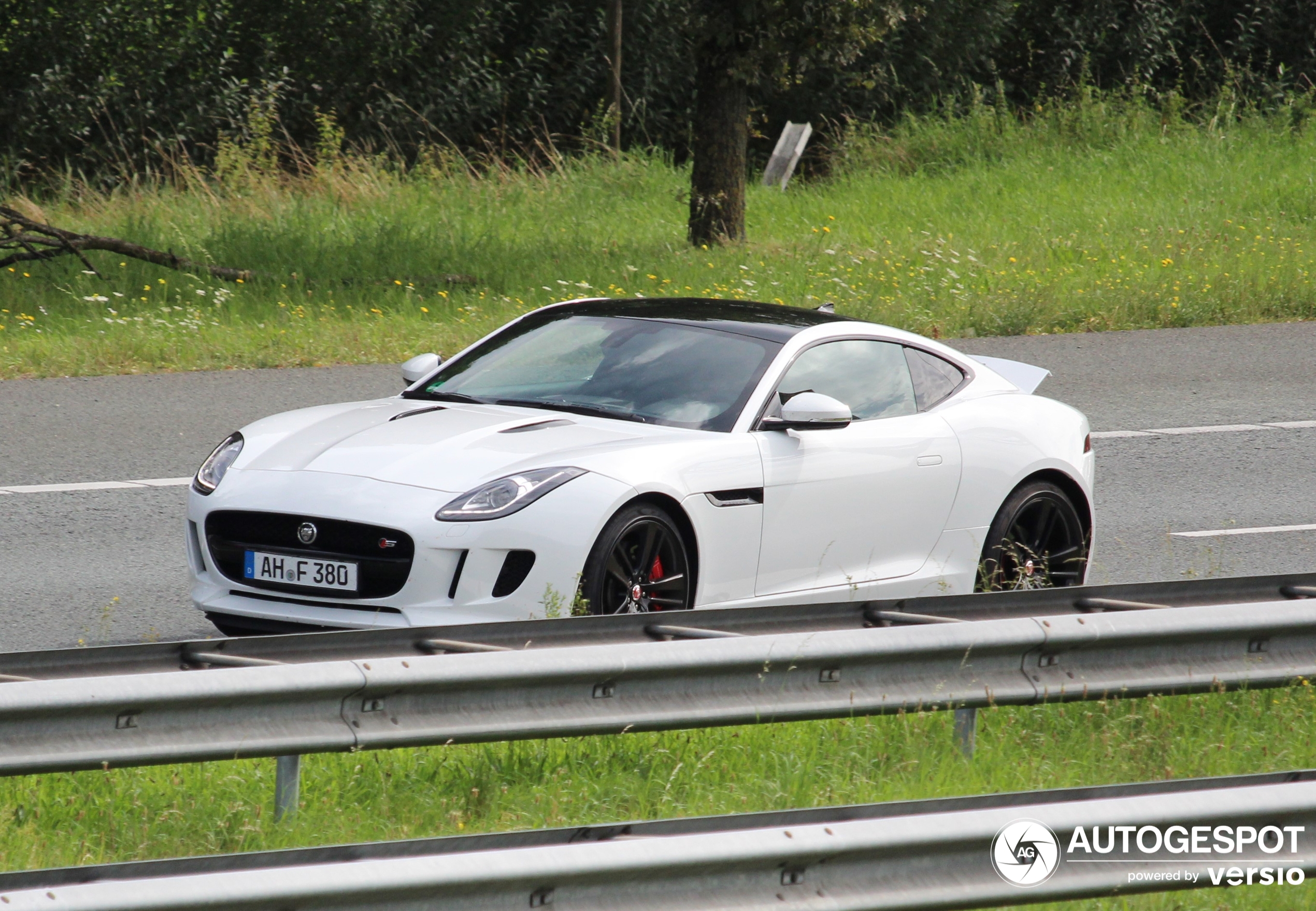 Jaguar F-TYPE S Coupé