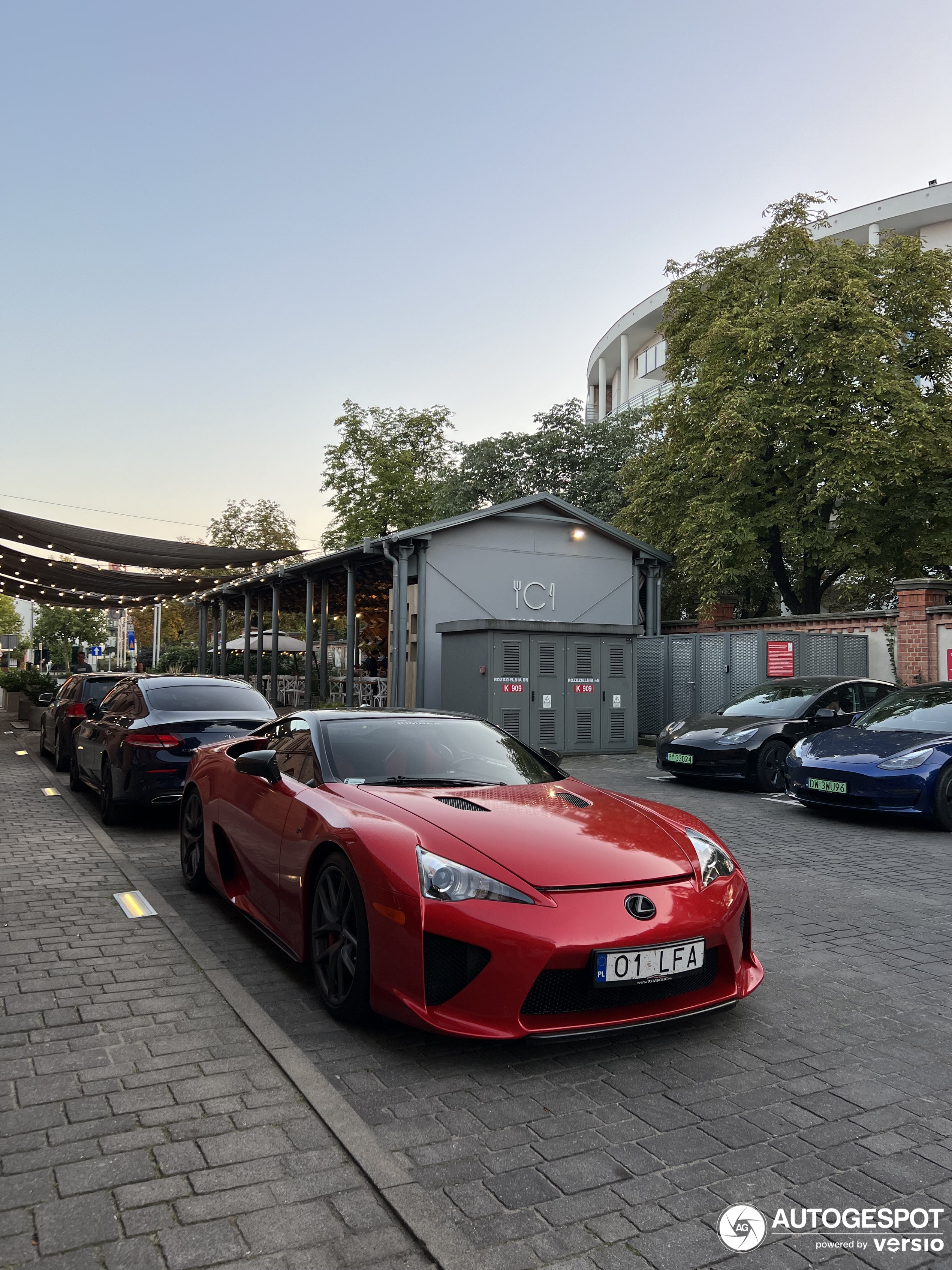 Ein Lexus LFA taucht in Poznań, Polen auf