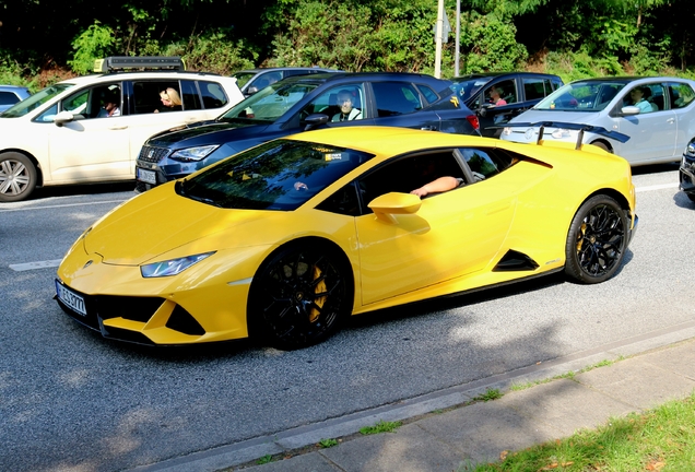 Lamborghini Huracán LP640-4 EVO