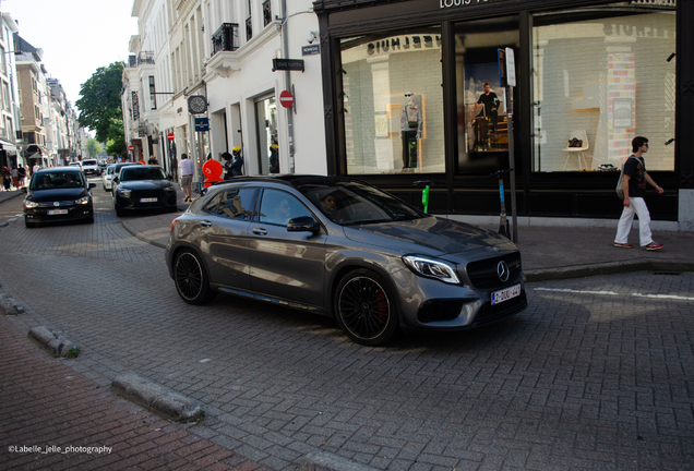 Mercedes-AMG GLA 45 X156