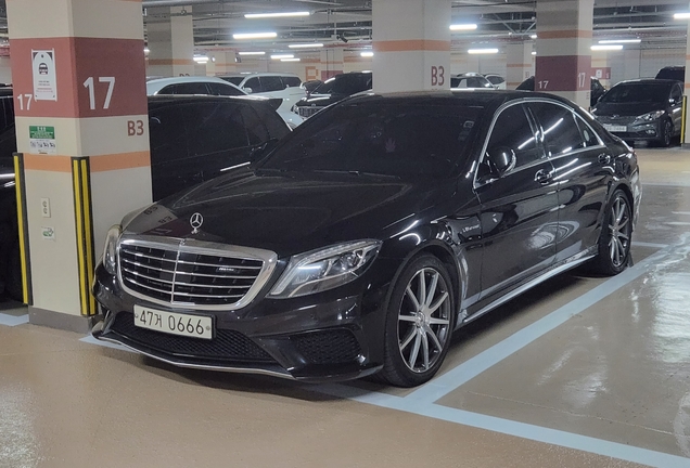 Mercedes-Benz S 63 AMG V222