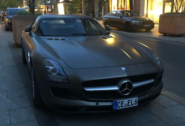 Mercedes-Benz SLS AMG