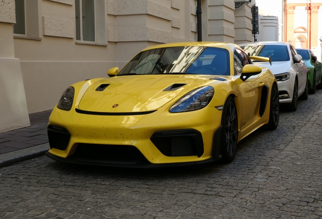 Porsche 718 Cayman GT4 RS