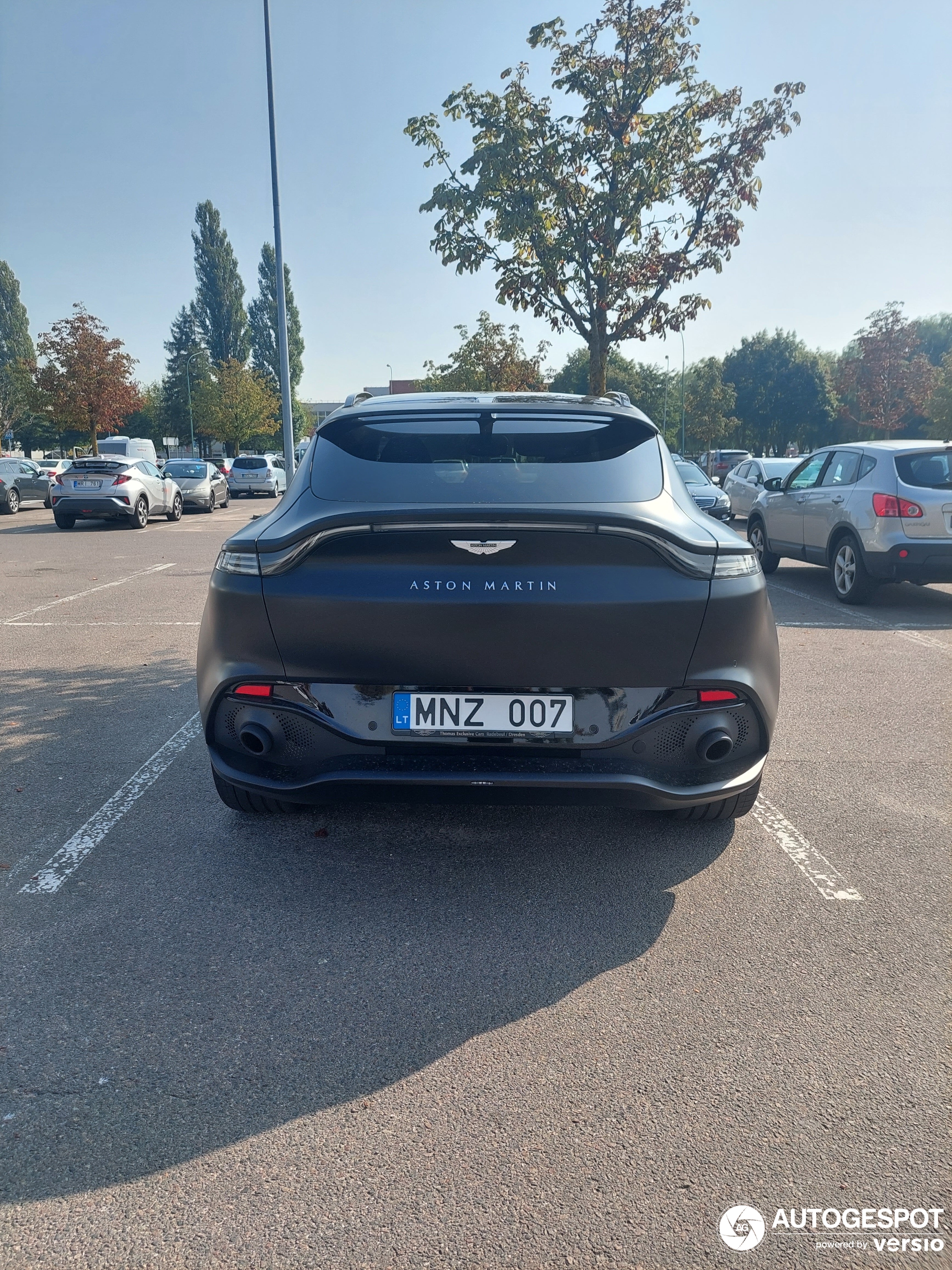 Aston Martin DBX