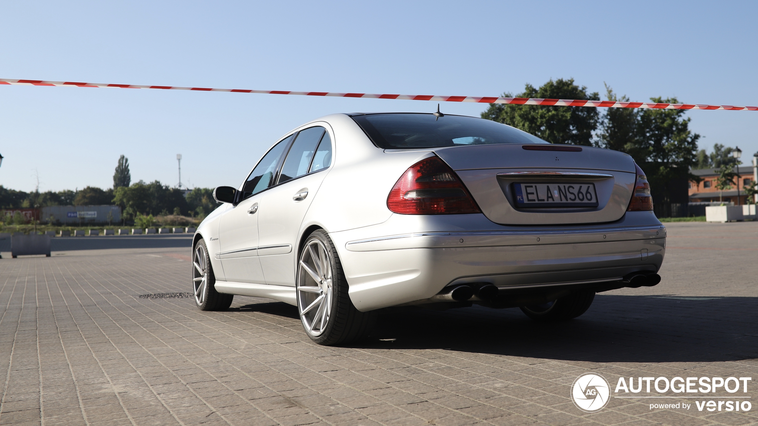 Mercedes-Benz E 55 AMG