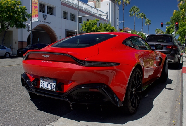 Aston Martin V8 Vantage 2018