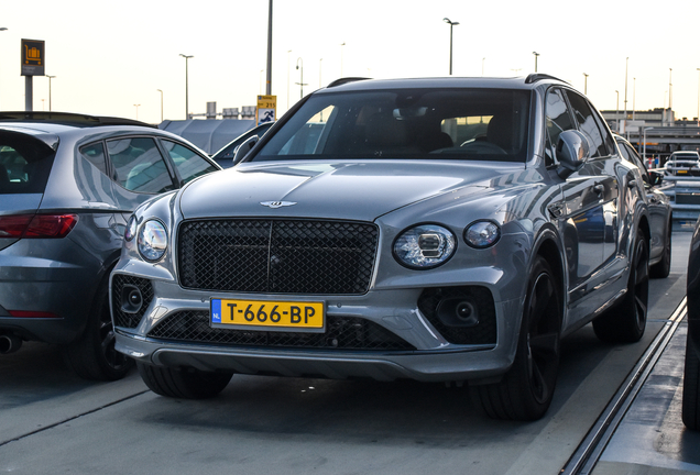 Bentley Bentayga Hybrid 2021