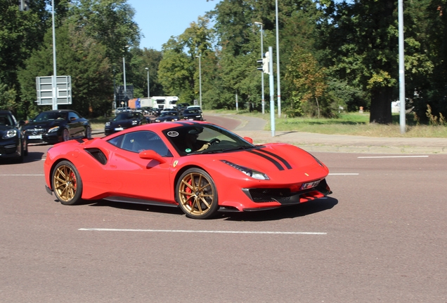 Ferrari 488 Pista