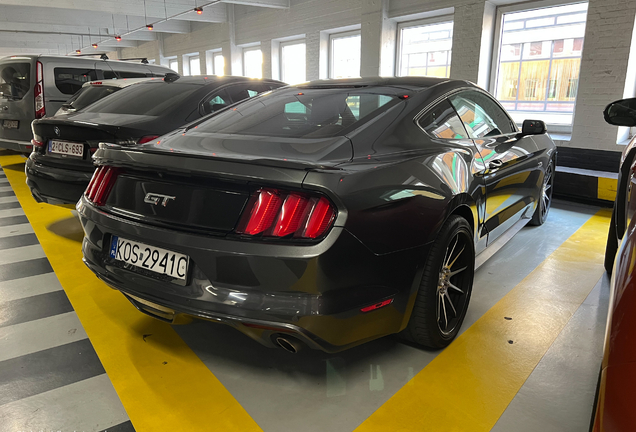 Ford Mustang GT 2015