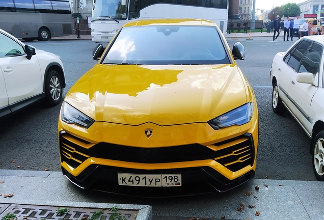 Lamborghini Urus