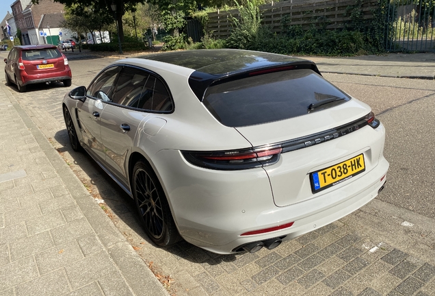 Porsche 971 Panamera Turbo S E-Hybrid