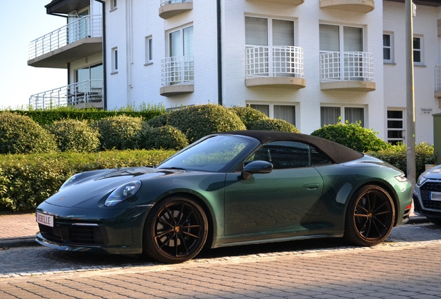 Porsche 992 Carrera 4S Cabriolet