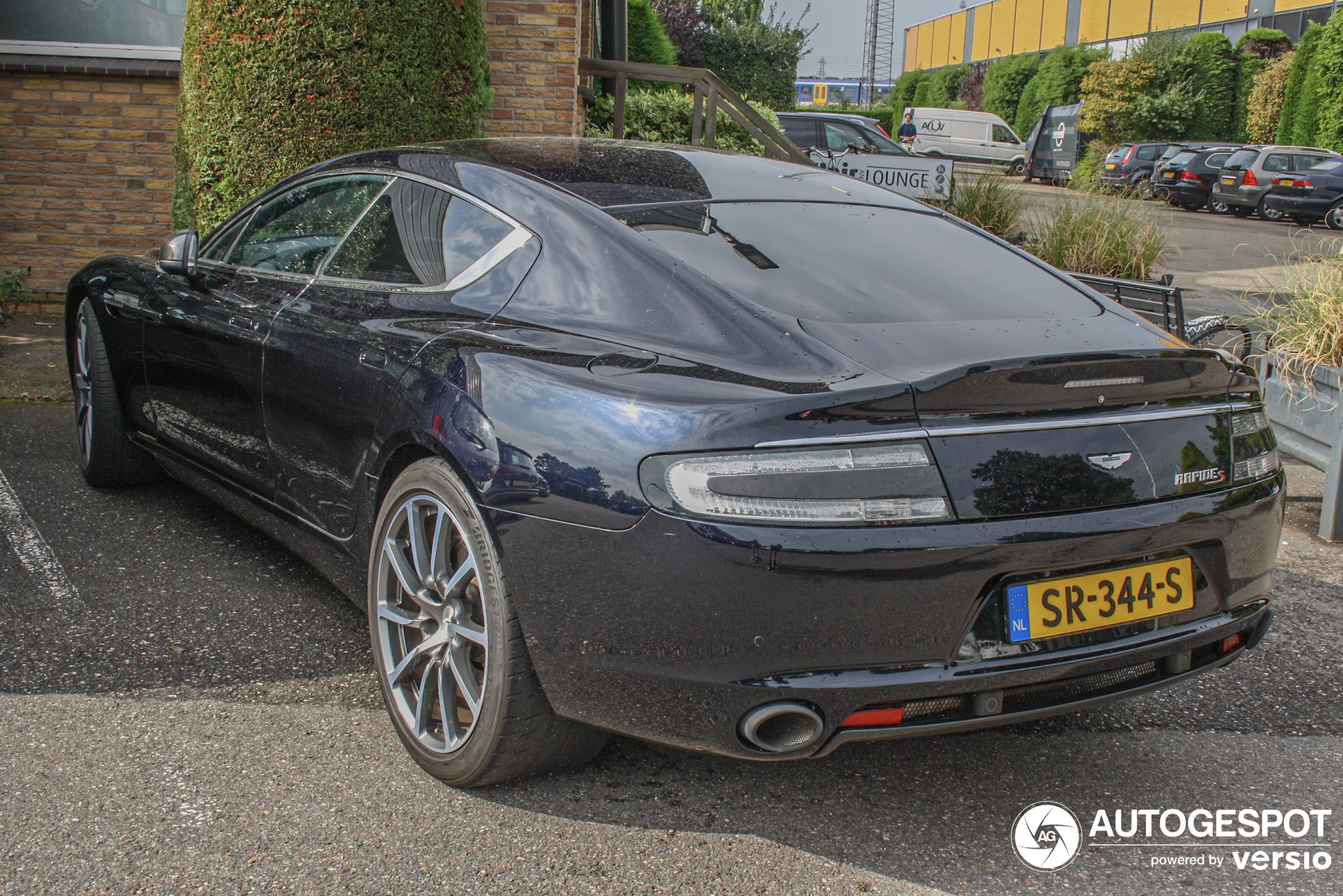 Aston Martin Rapide S