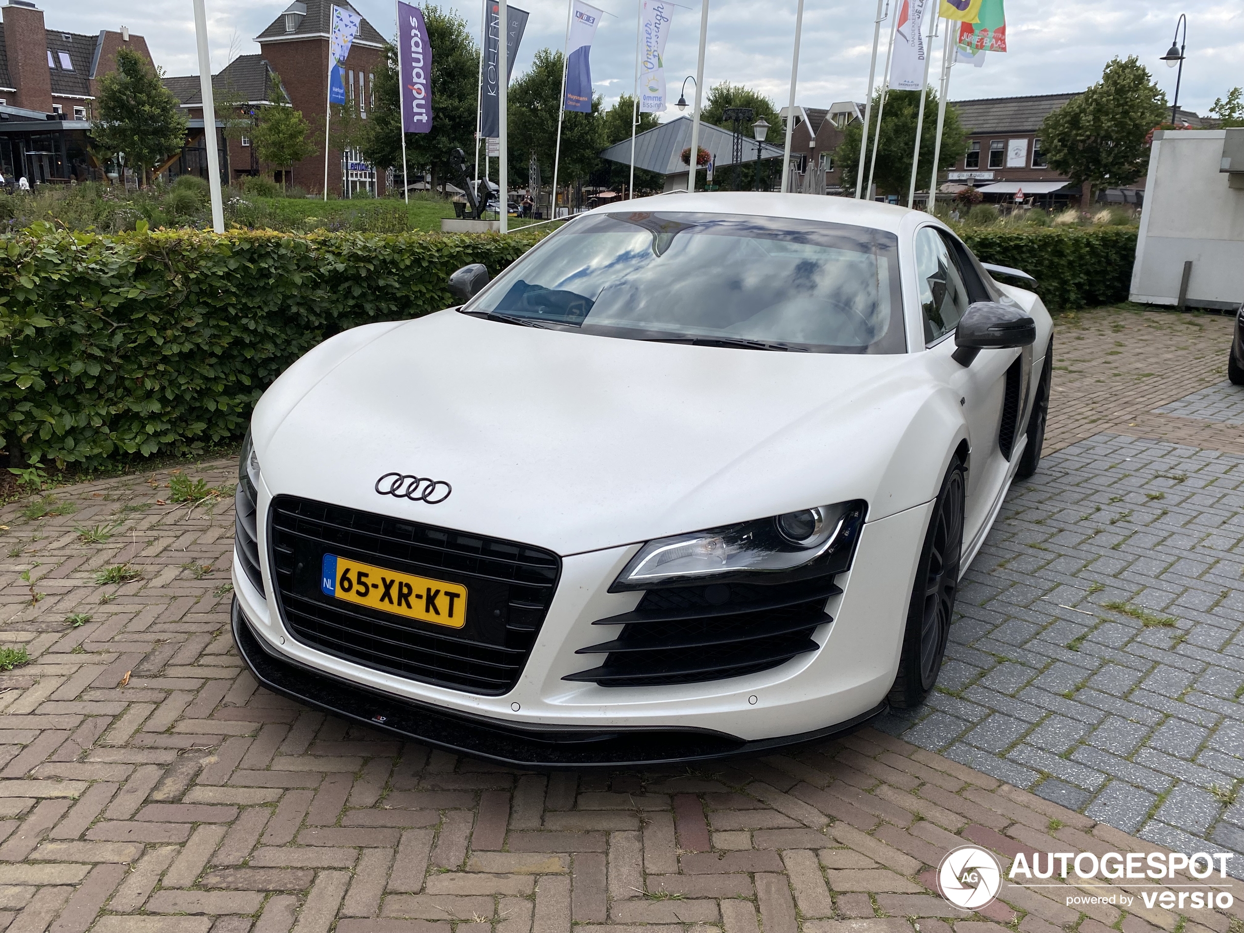 Audi R8