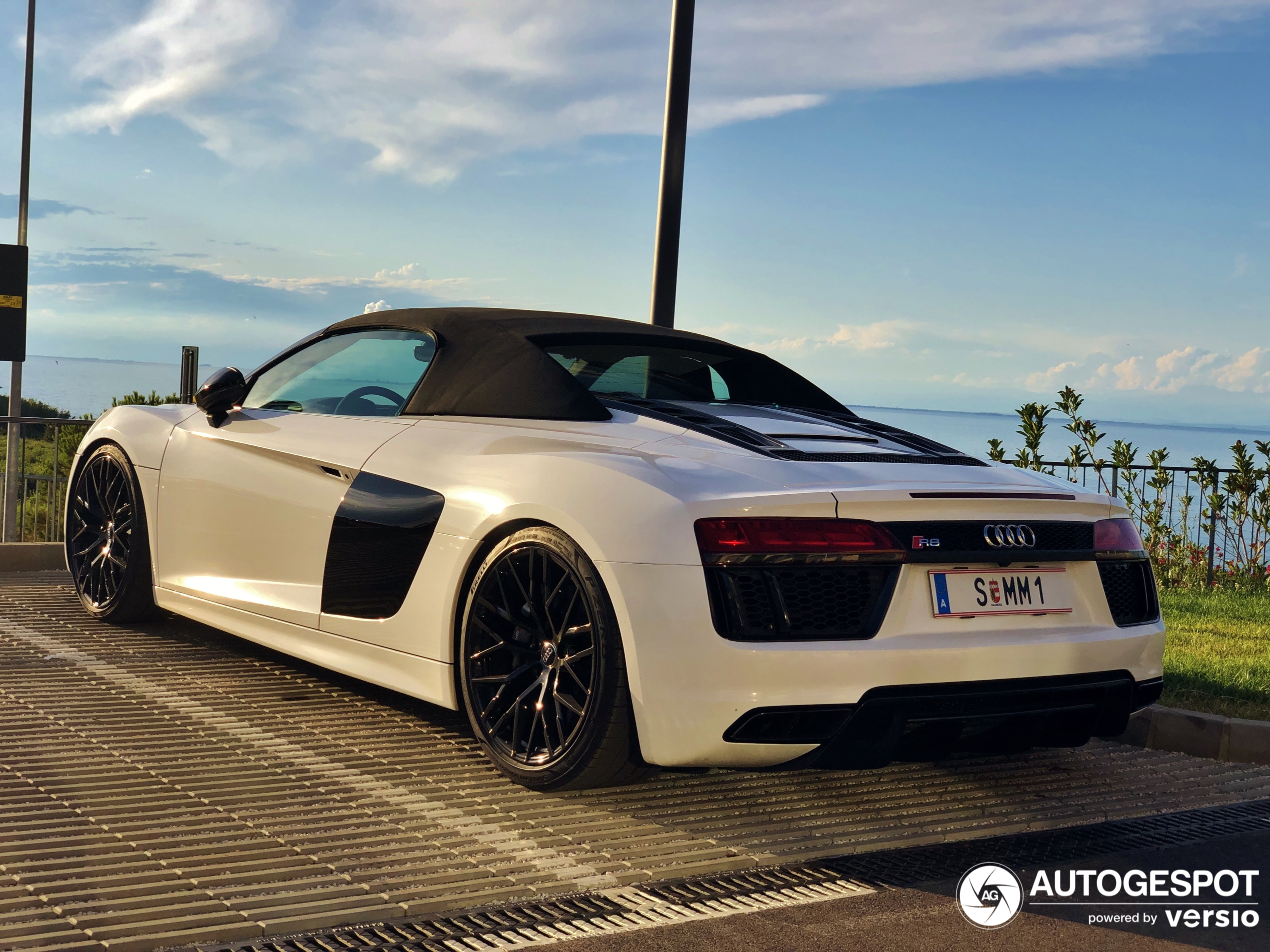 Audi R8 V10 Spyder 2016