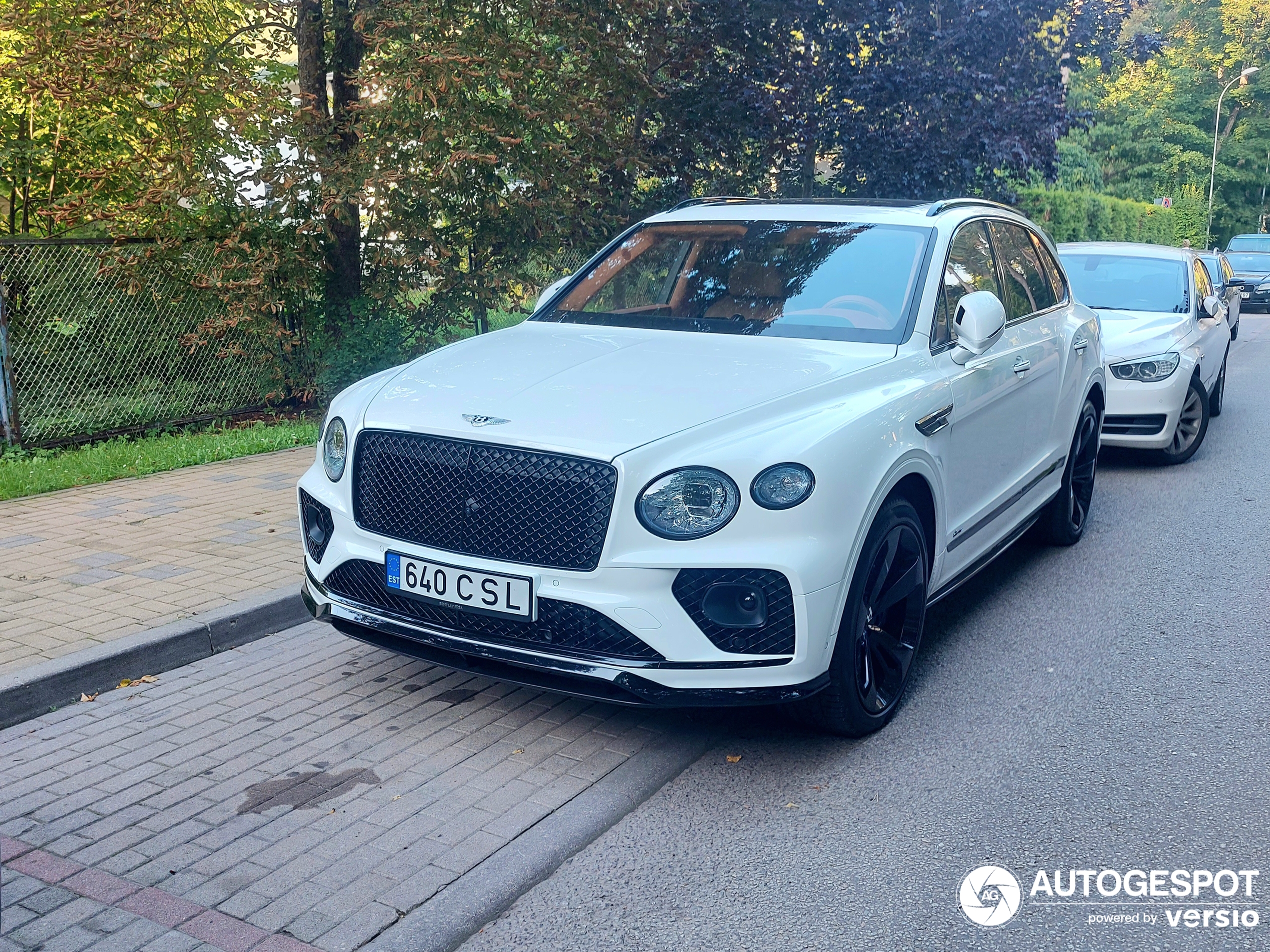 Bentley Bentayga Azure