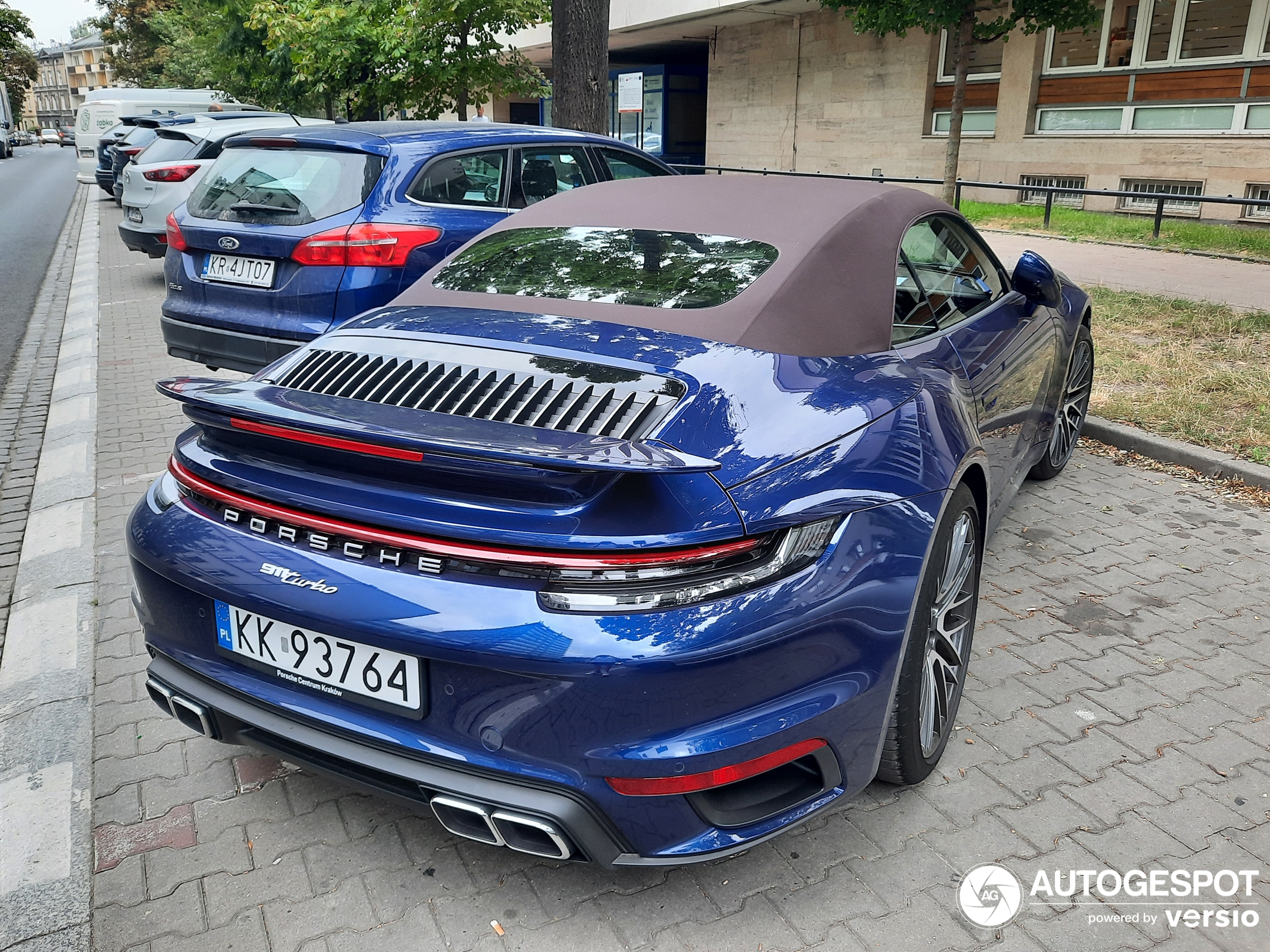 Porsche 992 Turbo Cabriolet