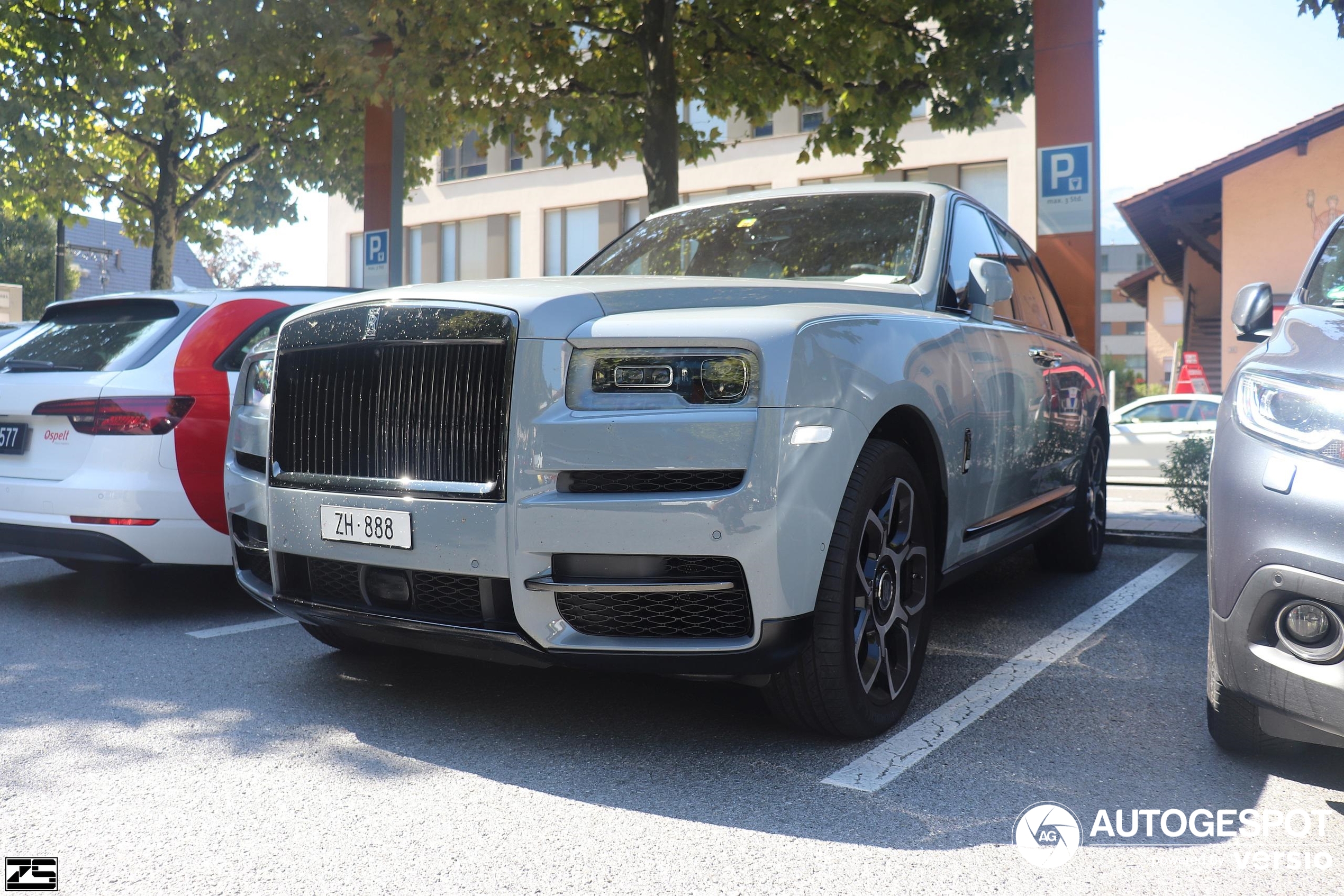 Rolls-Royce Cullinan Black Badge