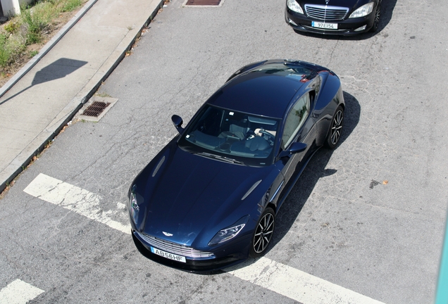 Aston Martin DB11 V8