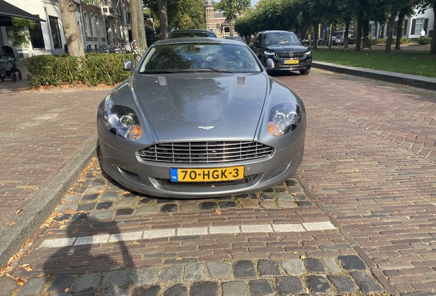 Aston Martin DB9