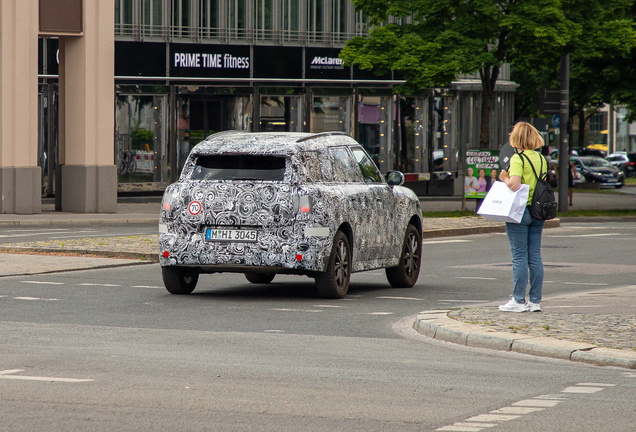 Mini U25 Countryman