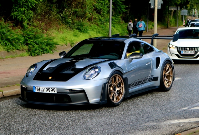 Porsche 992 GT3 RS Weissach Package