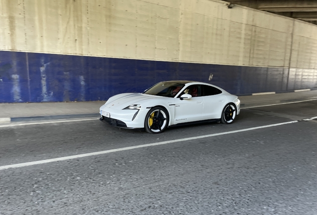 Porsche Taycan Turbo S