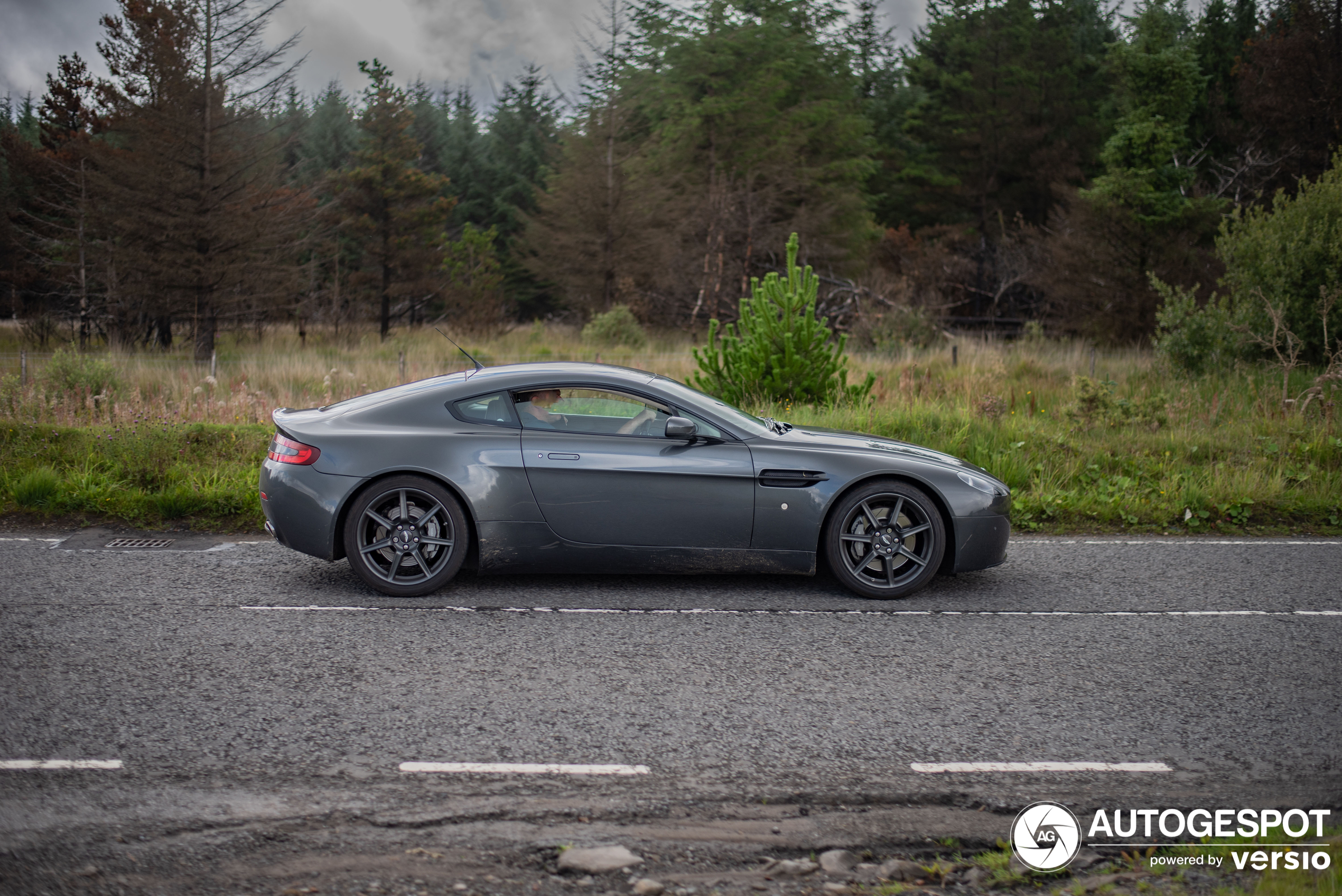 Aston Martin V8 Vantage