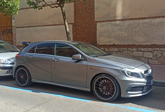 Mercedes-Benz A 45 AMG