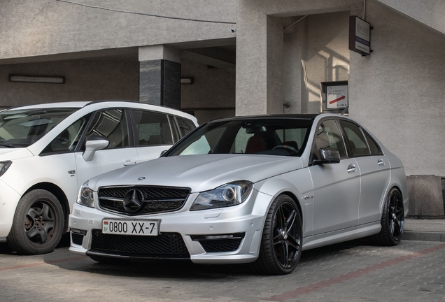 Mercedes-Benz C 63 AMG W204 2012