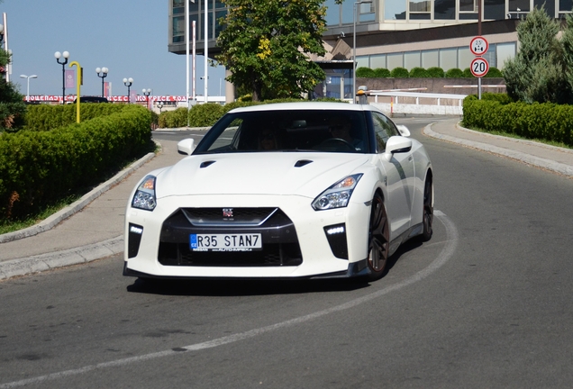 Nissan GT-R 2017