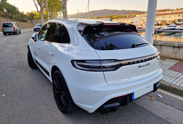 Porsche 95B Macan GTS MkIII