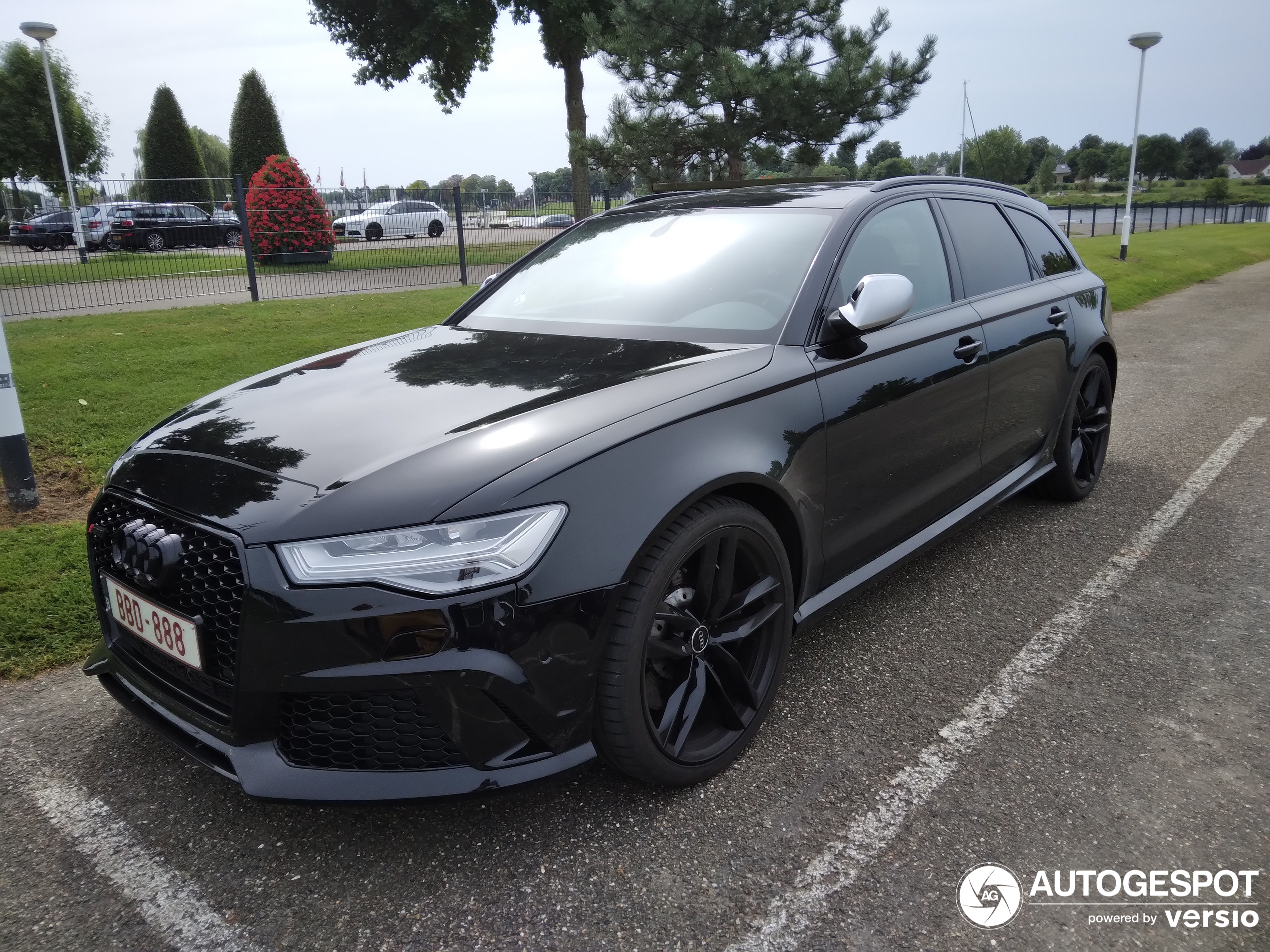 Audi RS6 Avant C7 2015